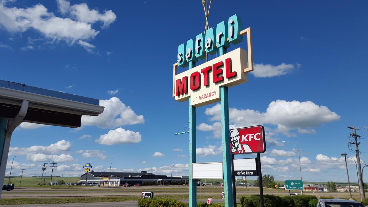Safari Inn Motel Swift Current Exteriör bild